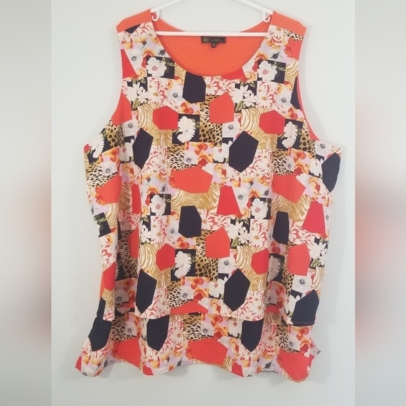 DG2 by Diane Gilman Plus Size Floral Blouse. Layered Front. Sleeveless. Size 3X. - Picture 1 of 7